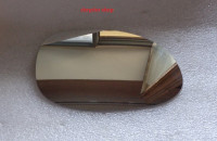 sklo pravého zrcátka 