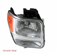 pravé přední světlo USA