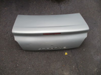 víko kufru - ORIGINÁLNÍ DÍL 