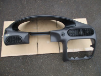 rámeček přístrojové desky - ORIGINÁLNÍ DÍL