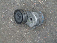 napínací kladka  2.8 CRD - ORIGINÁLNÍ DÍL