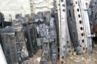 příčka pod převodovku 2.5 TD /-95/ - ORIGINÁLNÍ DÍL 