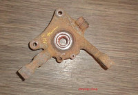 levá přední těhlice 2.2 CRD - ORIGINÁLNÍ DÍL 