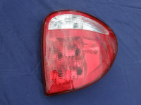 pravé zadní světlo USA /01-04/ - ORIGINÁLNÍ DÍL 